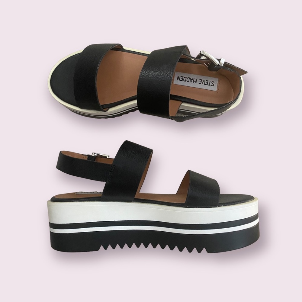 STEVE MADDEN ADORA, BLACK AND WHITE PLATFORM SANDALS, SIZE 6.5